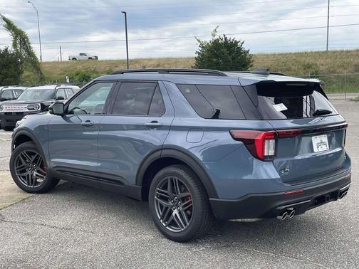 Vapor Blue Metallic 2026 Ford Explorer ST