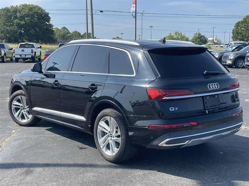 2021 Audi Q7 55 Premium Plus