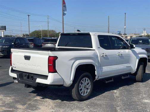 2024 Toyota Tacoma SR5
