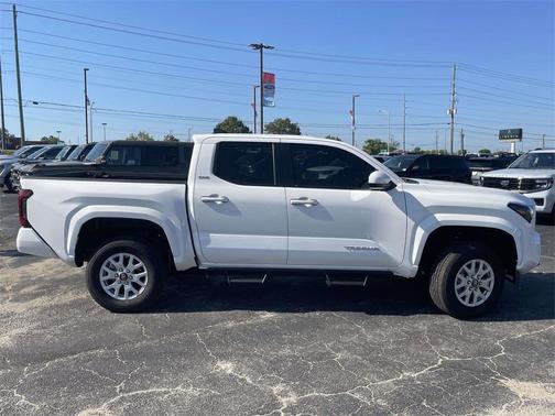 2024 Toyota Tacoma SR5