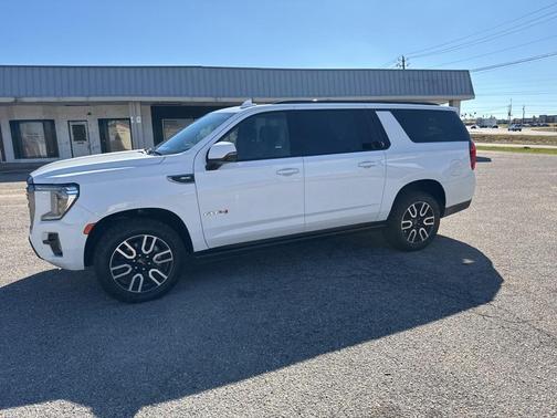 2021 GMC Yukon XL AT4