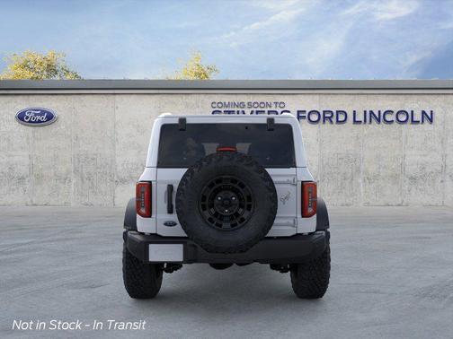 Oxford White 2026 Ford Bronco Outer Banks