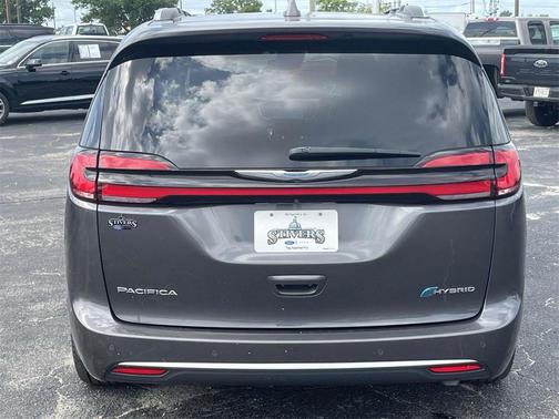 2021 Chrysler Pacifica Hybrid Pinnacle