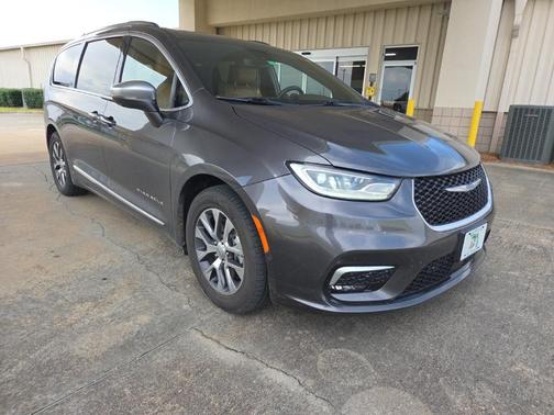 2021 Chrysler Pacifica Hybrid Pinnacle
