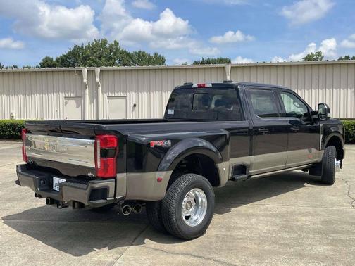 Agate Black Metallic 2026 Ford F-350 King Ranch