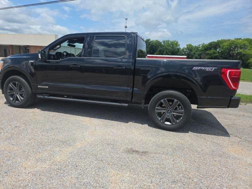 Black Metallic 2023 Ford F-150 XLT