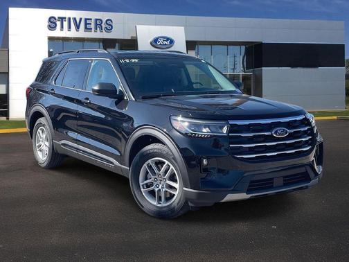 Agate Black Metallic 2026 Ford Explorer Active