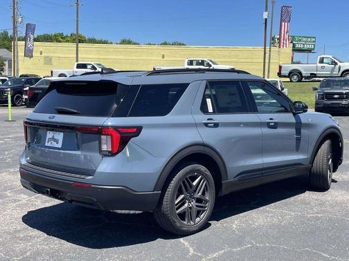 Vapor Blue 2026 Ford Explorer ST-Line