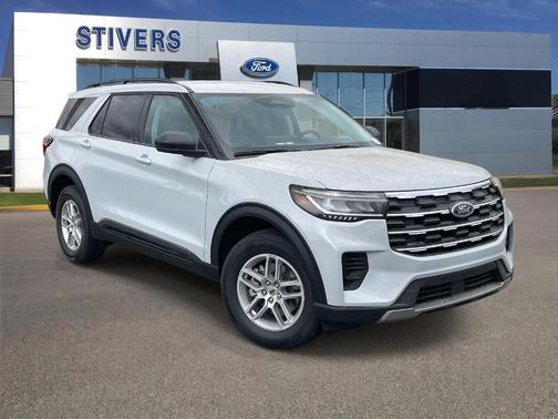 Space White Metallic 2026 Ford Explorer Active