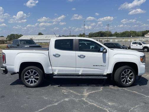 2022 GMC Canyon Denali