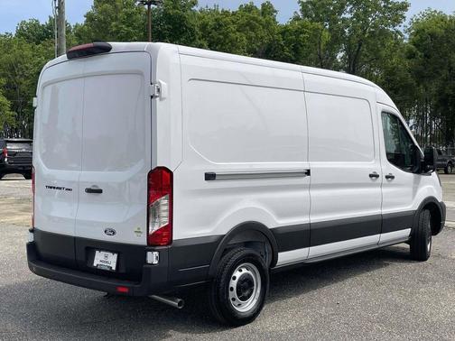 Oxford White 2026 Ford Transit-250 148 WB Medium Roof Cargo