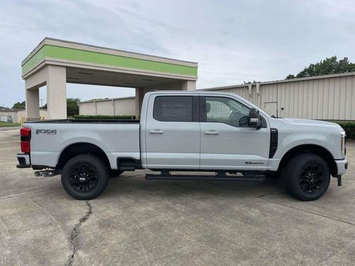 Avalanche 2026 Ford F-250 Lariat