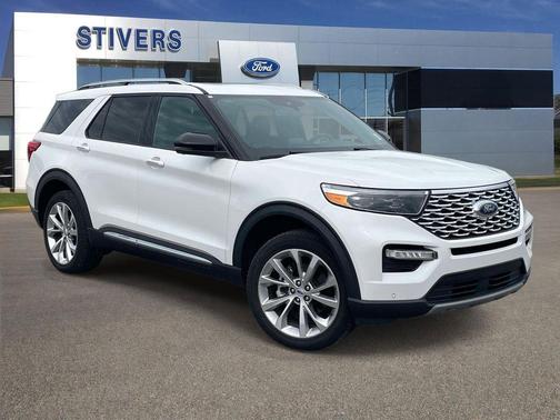 Star White 2023 Ford Explorer Platinum