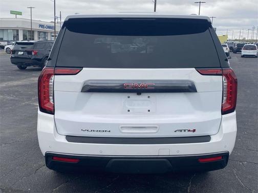 2023 GMC Yukon XL AT4