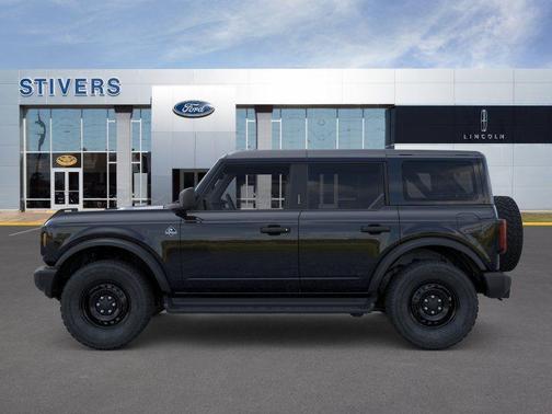Shadow Black 2026 Ford Bronco Outer Banks