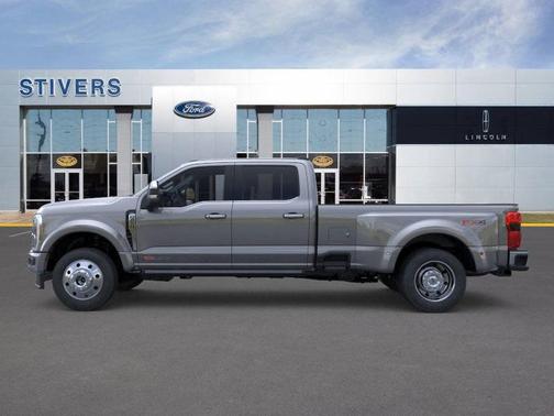 2026 Ford F-450 Lariat