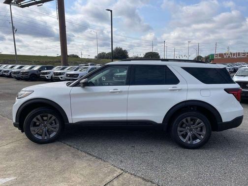 2026 Ford Explorer 