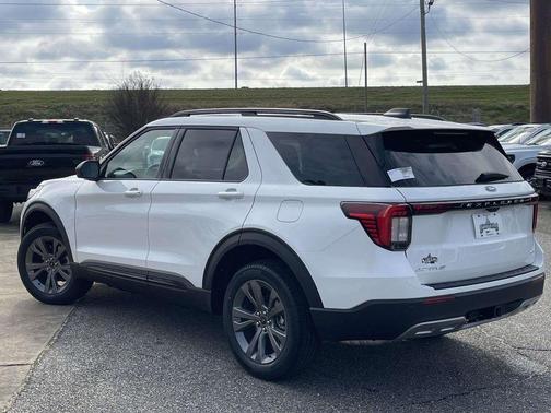2026 Ford Explorer 
