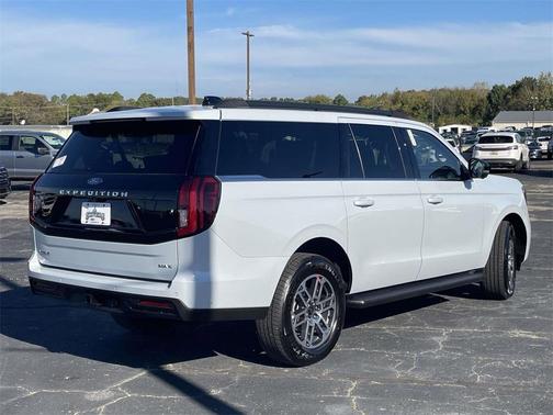 2025 Ford Expedition Max Active