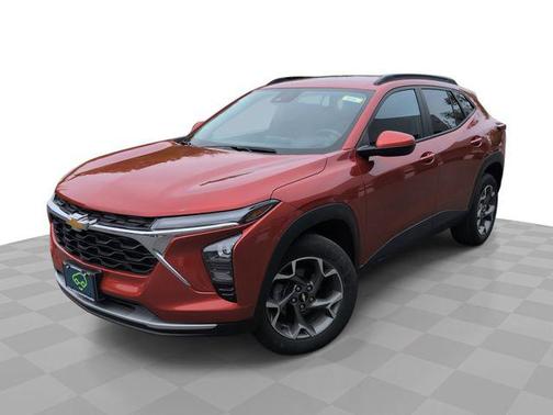 Cayenne Orange Metallic 2024 Chevrolet Trax LT