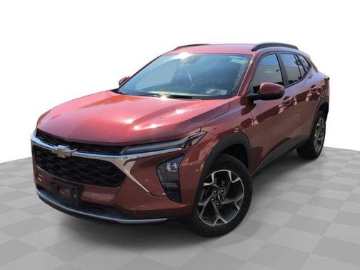Cayenne Orange Metallic 2024 Chevrolet Trax LT