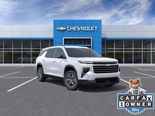 Summit White 2026 Chevrolet Traverse LT