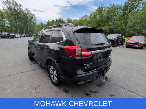 Crystal Black Silica 2020 Subaru Ascent Premium 8-Passenger