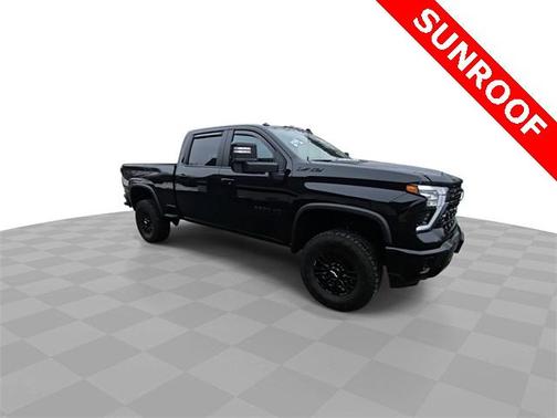 2025 Chevrolet Silverado 2500 4WD Crew Cab Standard Bed ZR2
