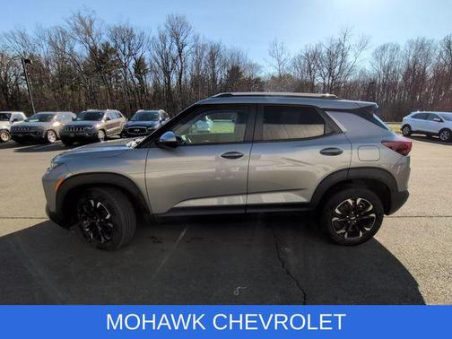 Sterling Gray Metallic 2023 Chevrolet Trailblazer LT