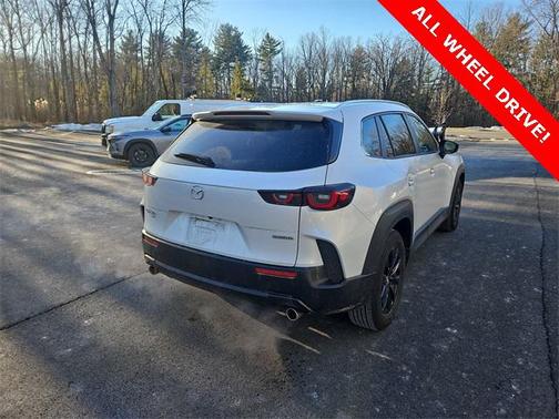 2024 Mazda CX-50 2.5 S Preferred Package