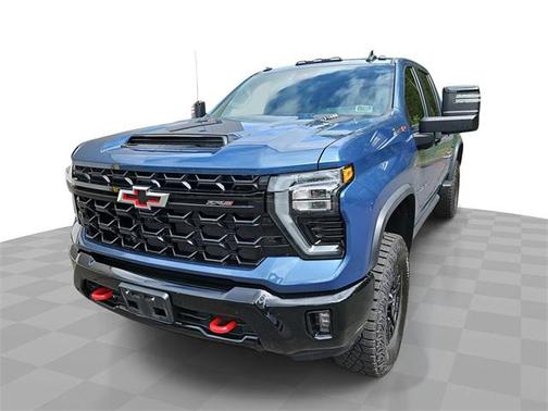 2024 Chevrolet Silverado 2500 4WD Crew Cab Standard Bed ZR2