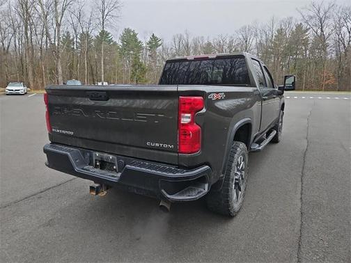 2022 Chevrolet Silverado 2500 Custom