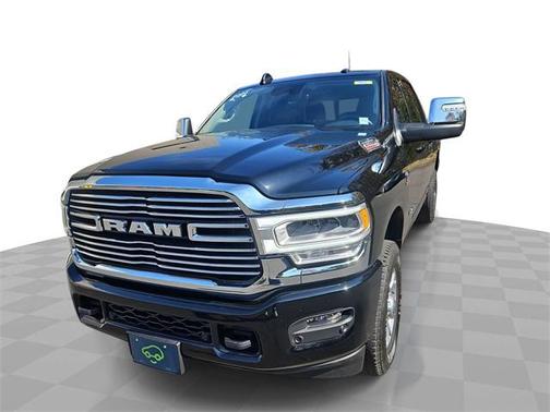 2024 RAM 2500 Laramie Crew Cab 4x4 6'4' Box