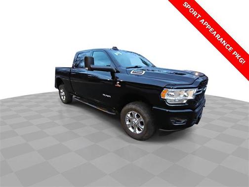 2022 RAM 2500 Big Horn Crew Cab 4x4 6'4' Box
