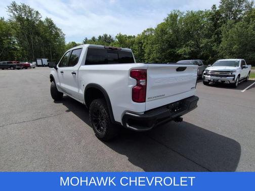 Summit White 2022 Chevrolet Silverado 1500 ZR2