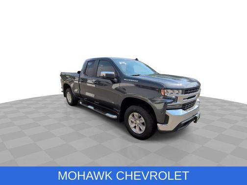 Shadow Gray Metallic 2021 Chevrolet Silverado 1500 LT