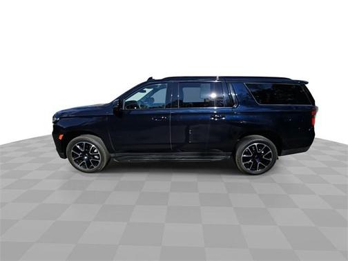 2023 Chevrolet Suburban RST