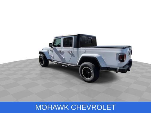 Bright White Clearcoat 2022 Jeep Gladiator Sport S