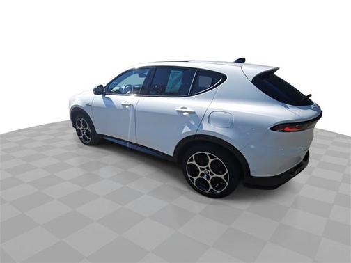 2024 Alfa Romeo Tonale Veloce EAWD