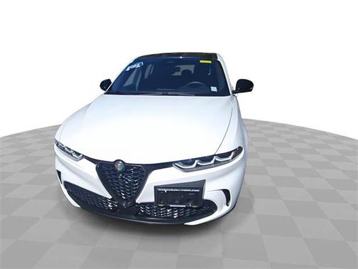 2024 Alfa Romeo Tonale Veloce EAWD