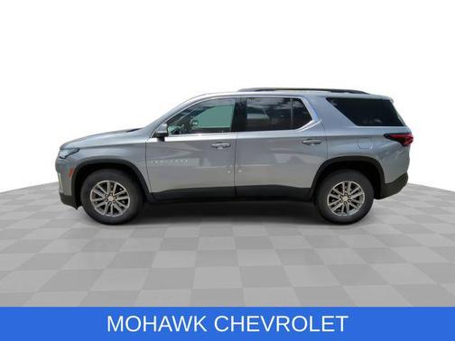 Sterling Gray Metallic 2024 Chevrolet Traverse LT Cloth