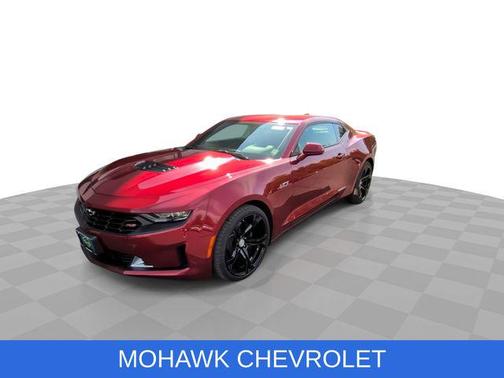 Wild Cherry Tintcoat 2022 Chevrolet Camaro RWD Coupe LT1