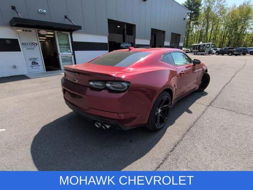 Wild Cherry Tintcoat 2022 Chevrolet Camaro RWD Coupe LT1