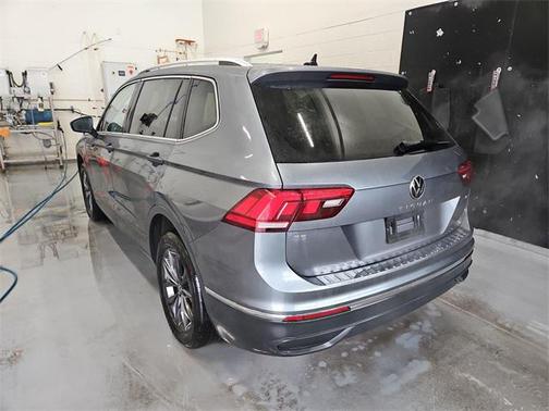 2022 Volkswagen Tiguan 2.0T SE 4MOTION