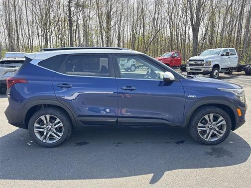 2021 Kia Seltos S