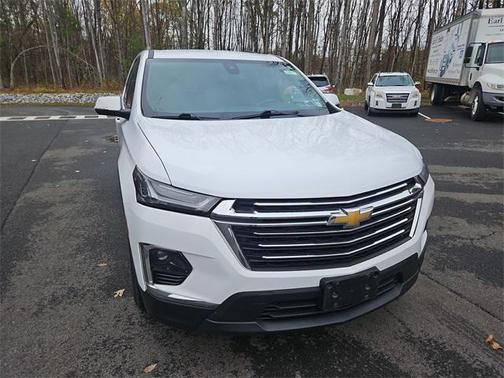 2022 Chevrolet Traverse LT Cloth