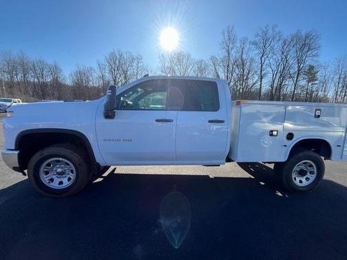 2025 Chevrolet Silverado 3500 WT