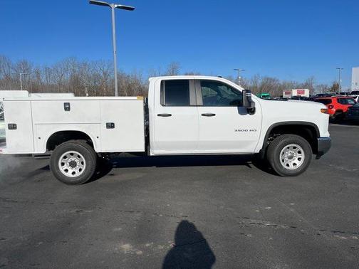 2025 Chevrolet Silverado 3500 WT
