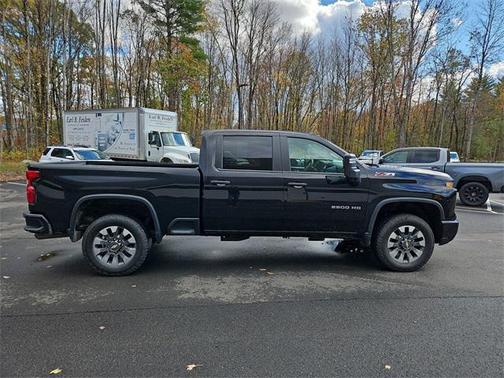 2025 Chevrolet Silverado 2500 Custom