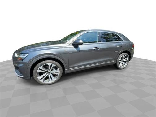2021 Audi Q8 55 Premium Plus